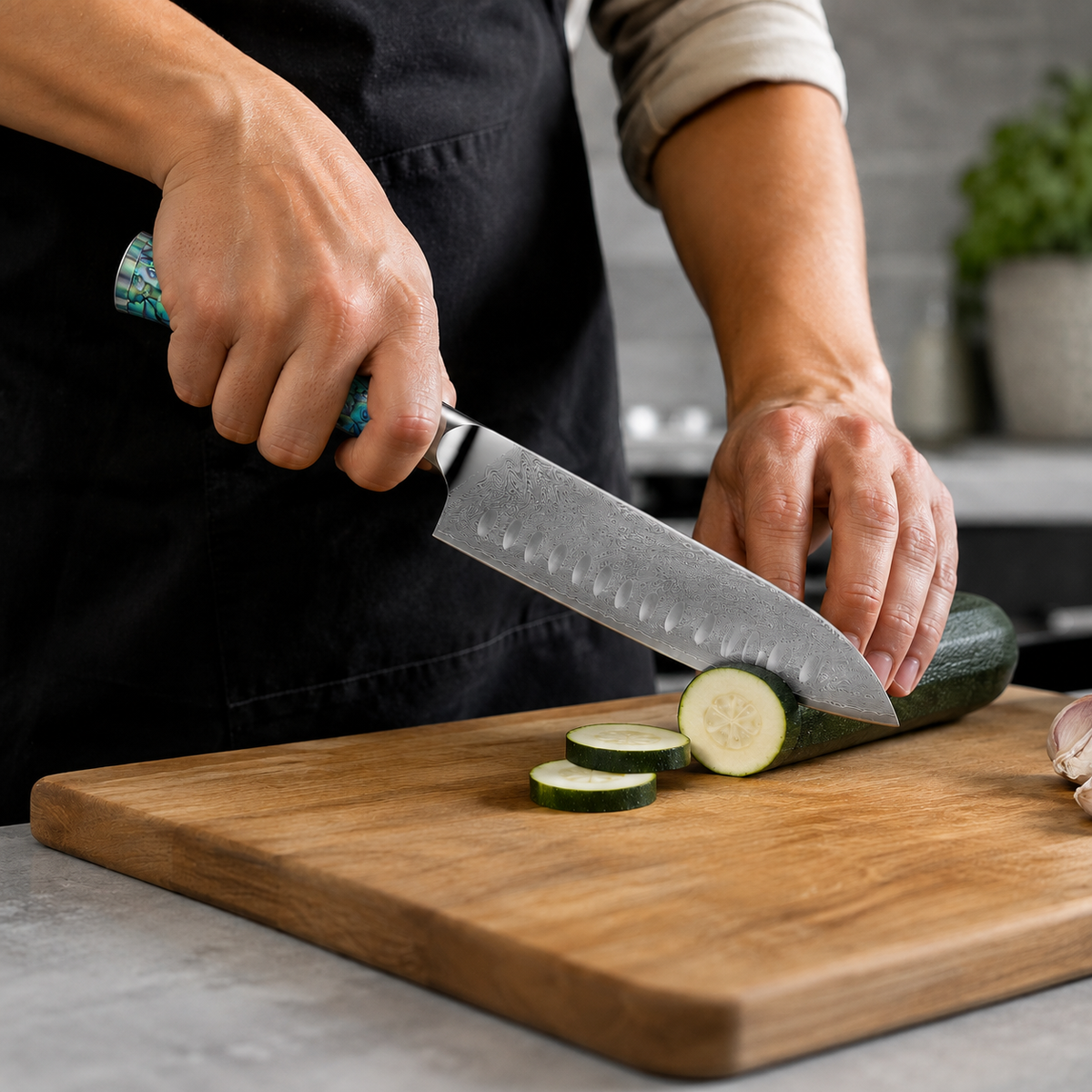 Couteau Santoku Japonais en acier - Série Shinju